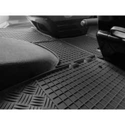 Gumené rohože na mieru pre VOLKSWAGEN T5 2m Transporter / Caravella / Multivan +TUNEL (4diel) (od 2003)
