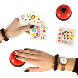 Kartová hra, kto nájde ako prvý pár 54 kariet