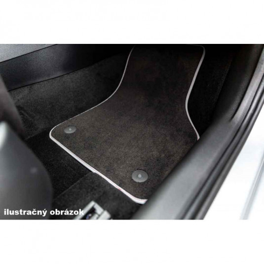 Koberce Audi A4 (2001-2008) textilné super čierna koženka (vyp)