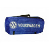 Taška je určená pre povinnú výbavu auta s logom VW. Materiál tašky je PVC. Jedná sa o kvalitnú umývateľnú látku, sýtej farby. Potlač tašky sa neodlupuje. Na spodnej strane tašky sa nachádzajú suc...